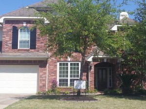 April Yard of the Month 14